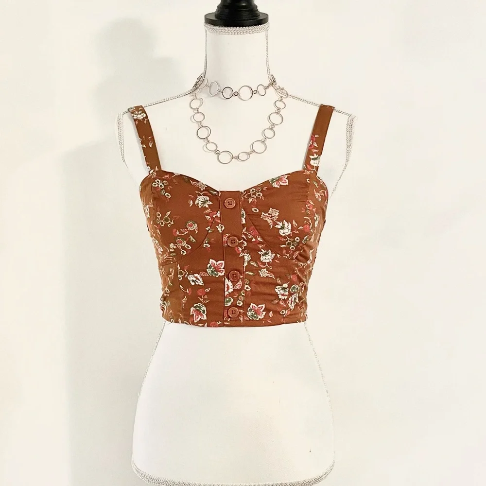 NWT B.O.G Collective Floral Crop Tank Top